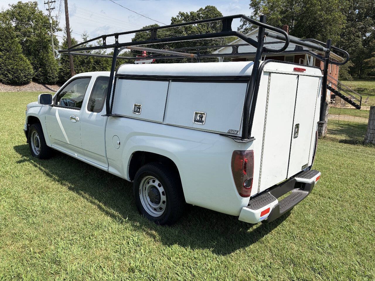 Used 2009 Chevrolet Colorado W/T RWD image 2