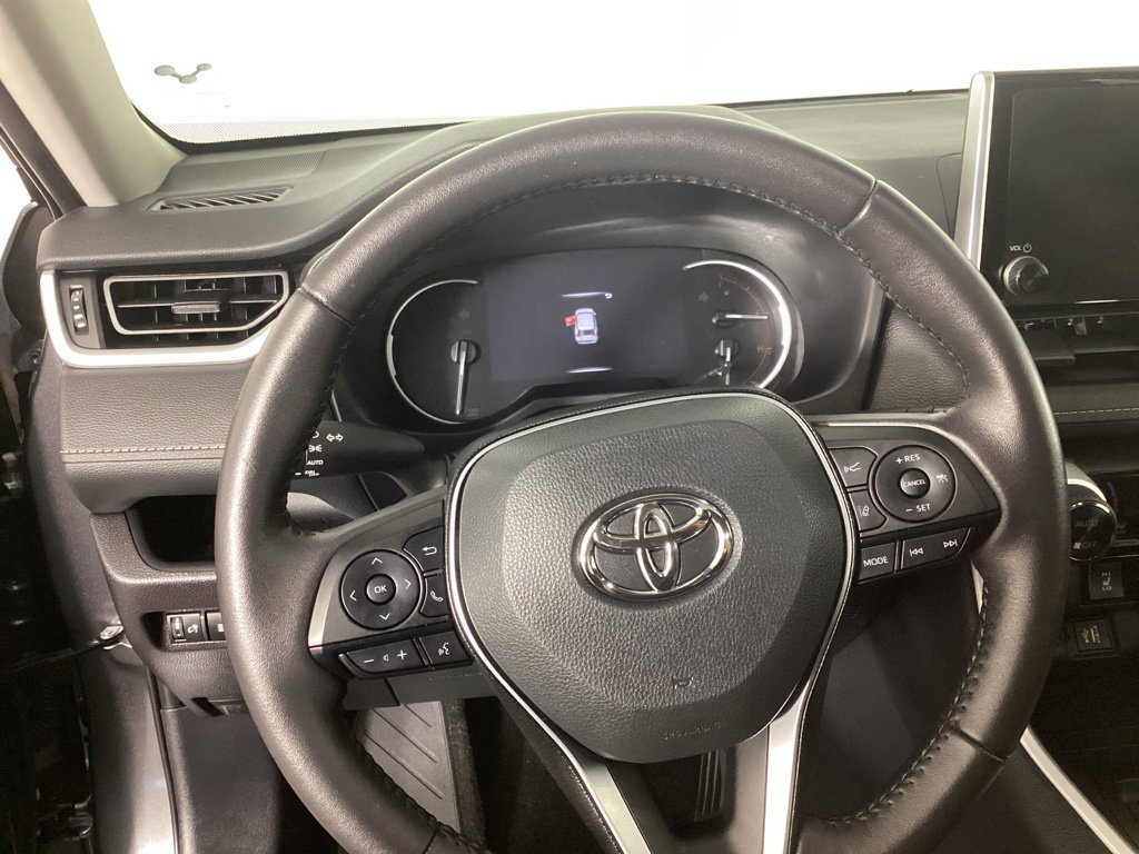 Used 2024 Toyota RAV4 XLE w/ Convenience Package AWD/4WD image 16