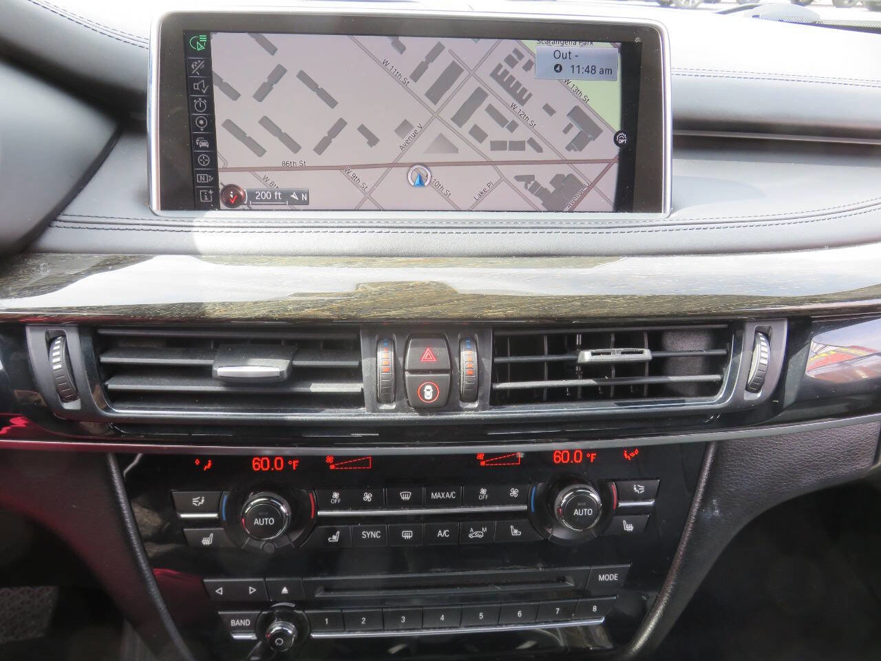Used 2016 BMW X5 xDrive50i AWD/4WD image 18