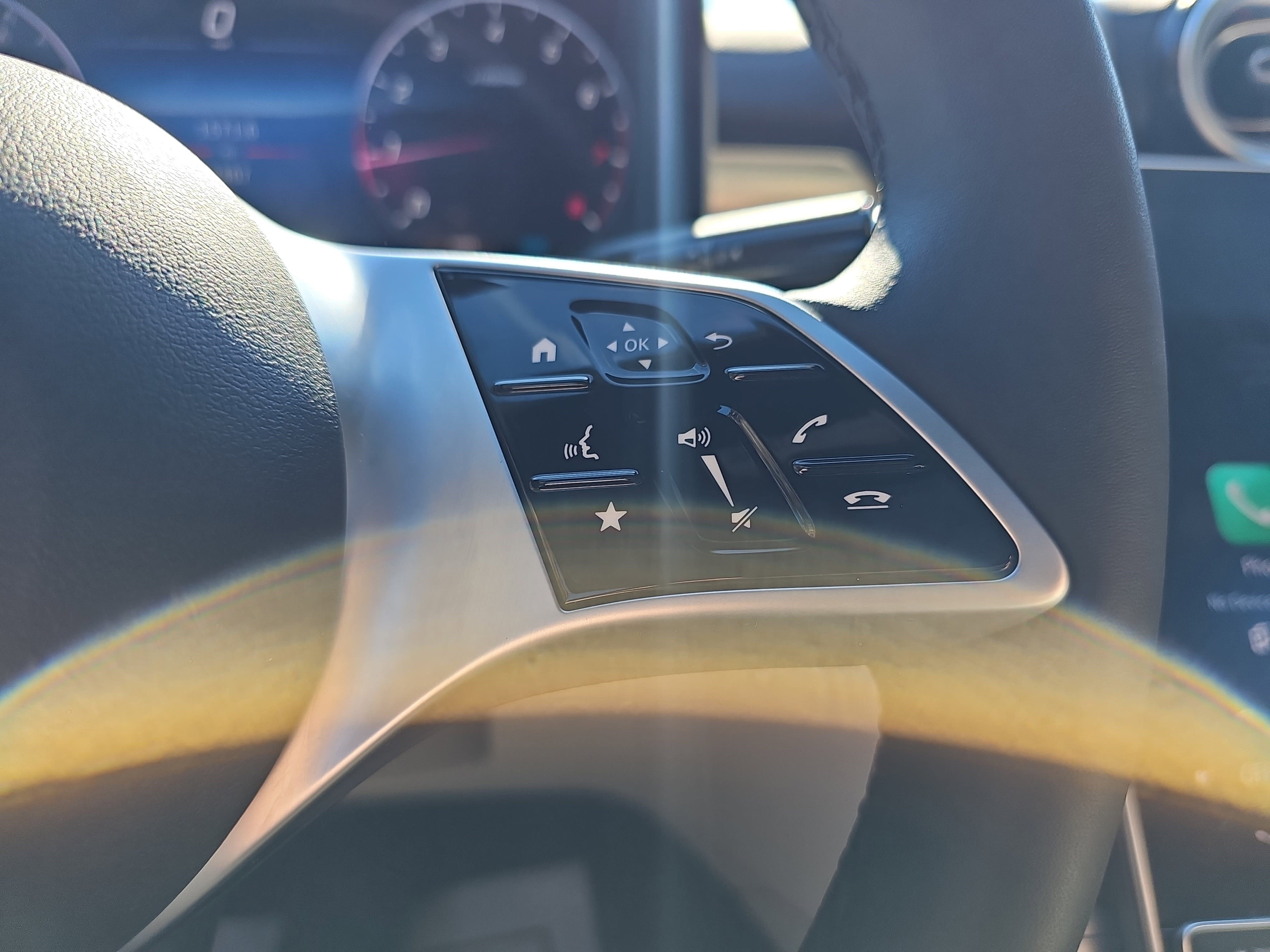 Certified 2025 Mercedes-Benz C 300 Sedan image 20