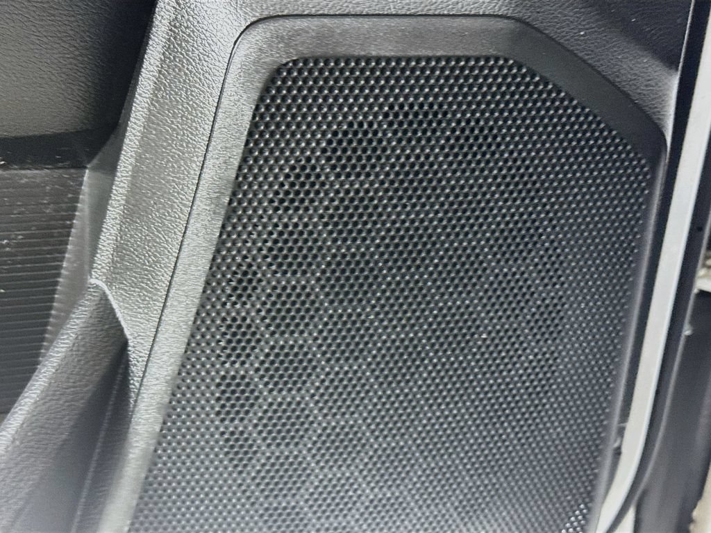 Used 2018 RAM 1500 Classic SLT RWD image 22