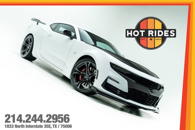 Used 2019 Chevrolet Camaro SS RWD image 1