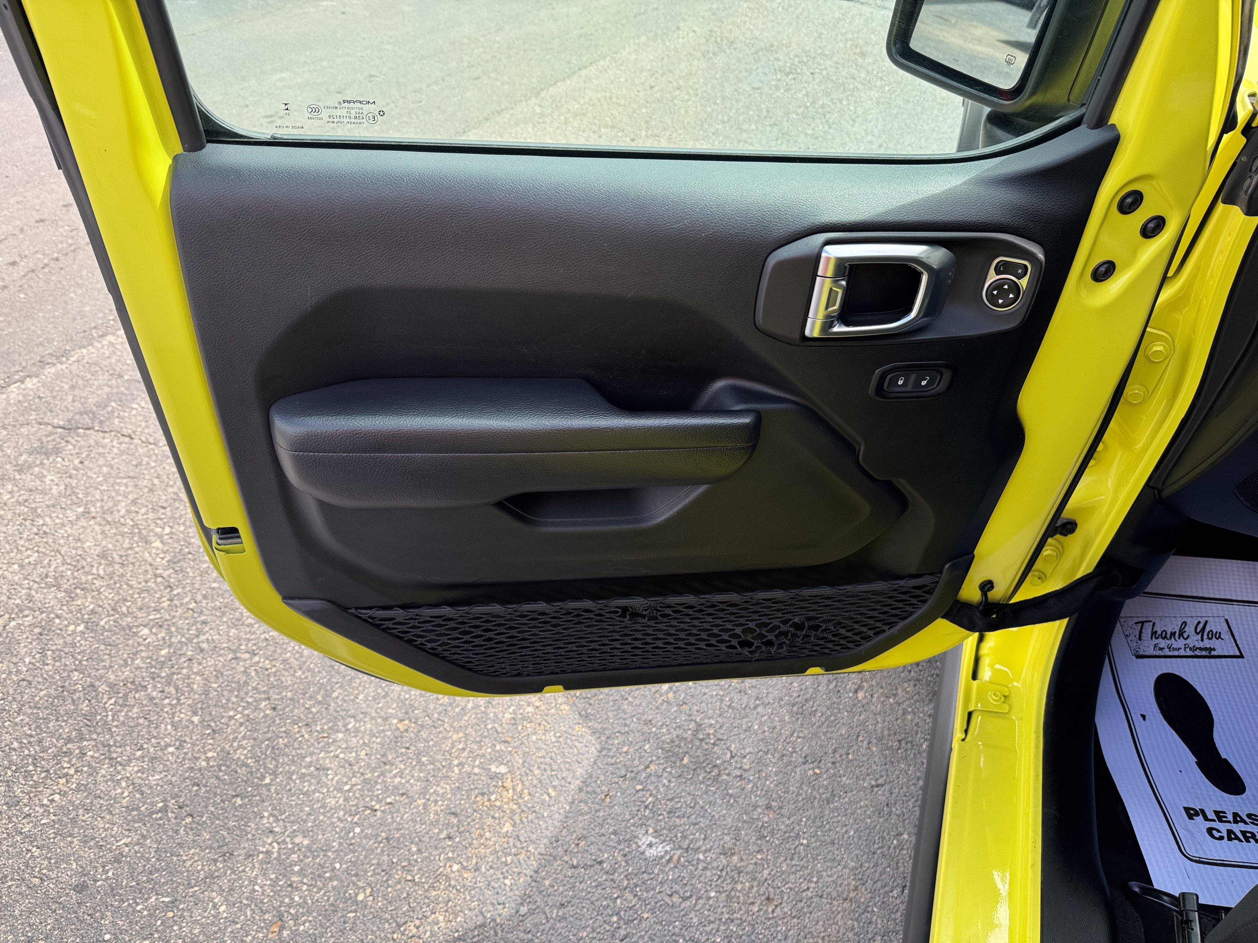 Used 2024 Jeep Wrangler Unlimited Rubicon 4xe AWD/4WD image 8