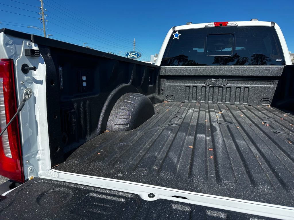 New 2026 Ford F350 Lariat w/ Black Appearance Package image 49