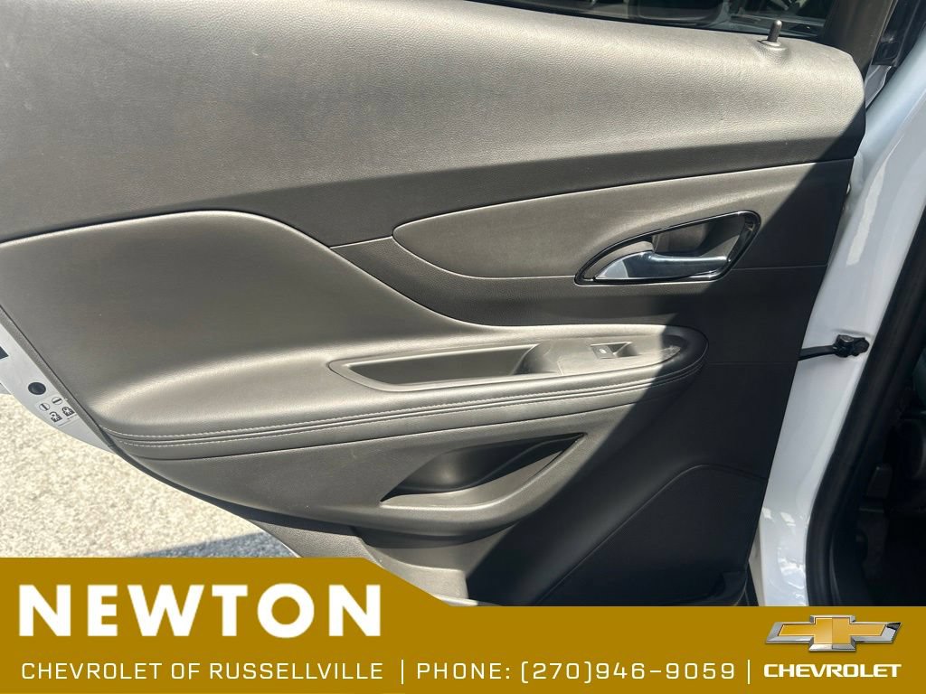 Used 2017 Buick Encore Essence FWD image 33