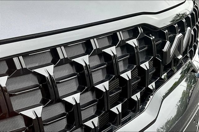 Certified 2025 Kia Telluride SX Prestige X-Line AWD/4WD image 34