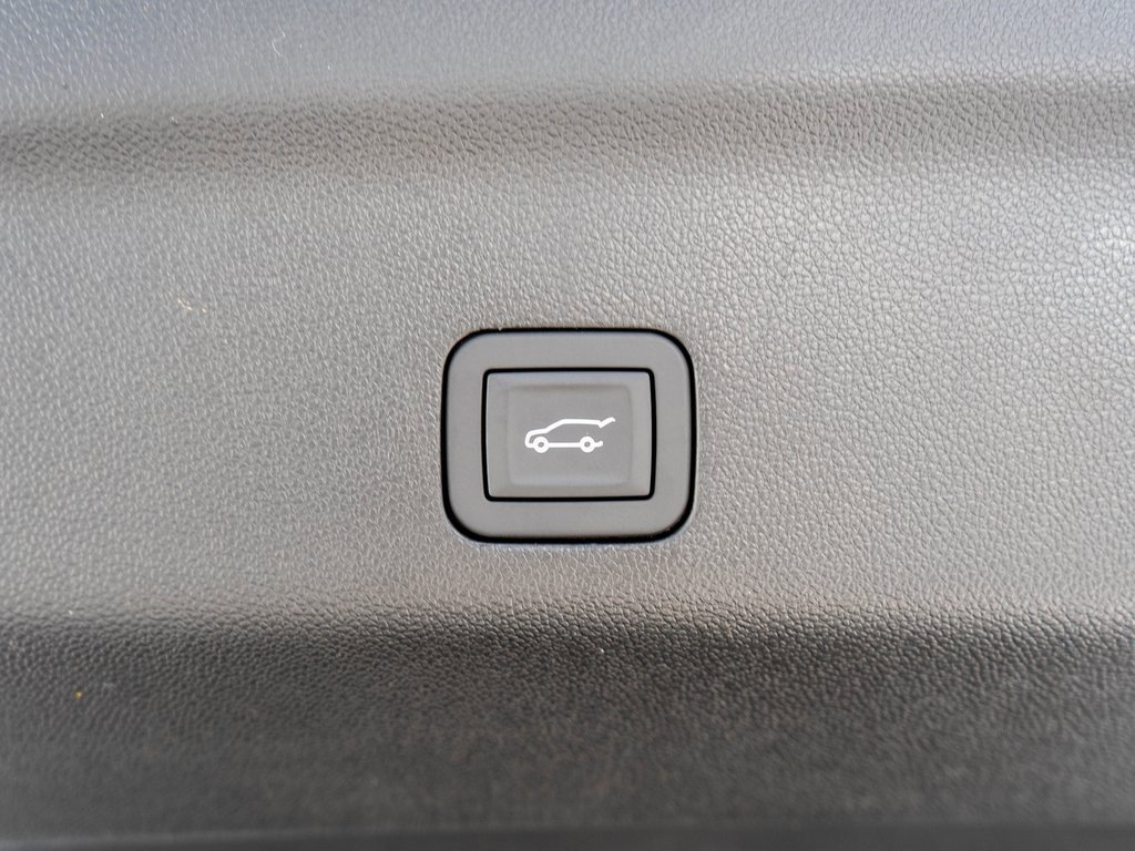 New 2026 GMC Yukon XL AT4 w/ AT4 Premium Plus Package image 35