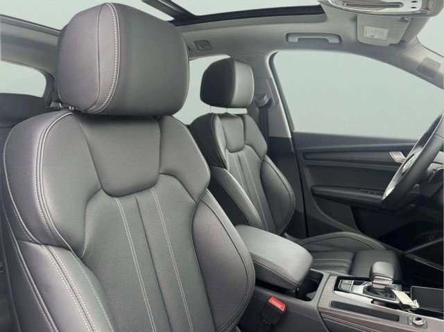 Certified 2023 Audi Q5 e Premium Plus w/ Premium Plus Package image 29