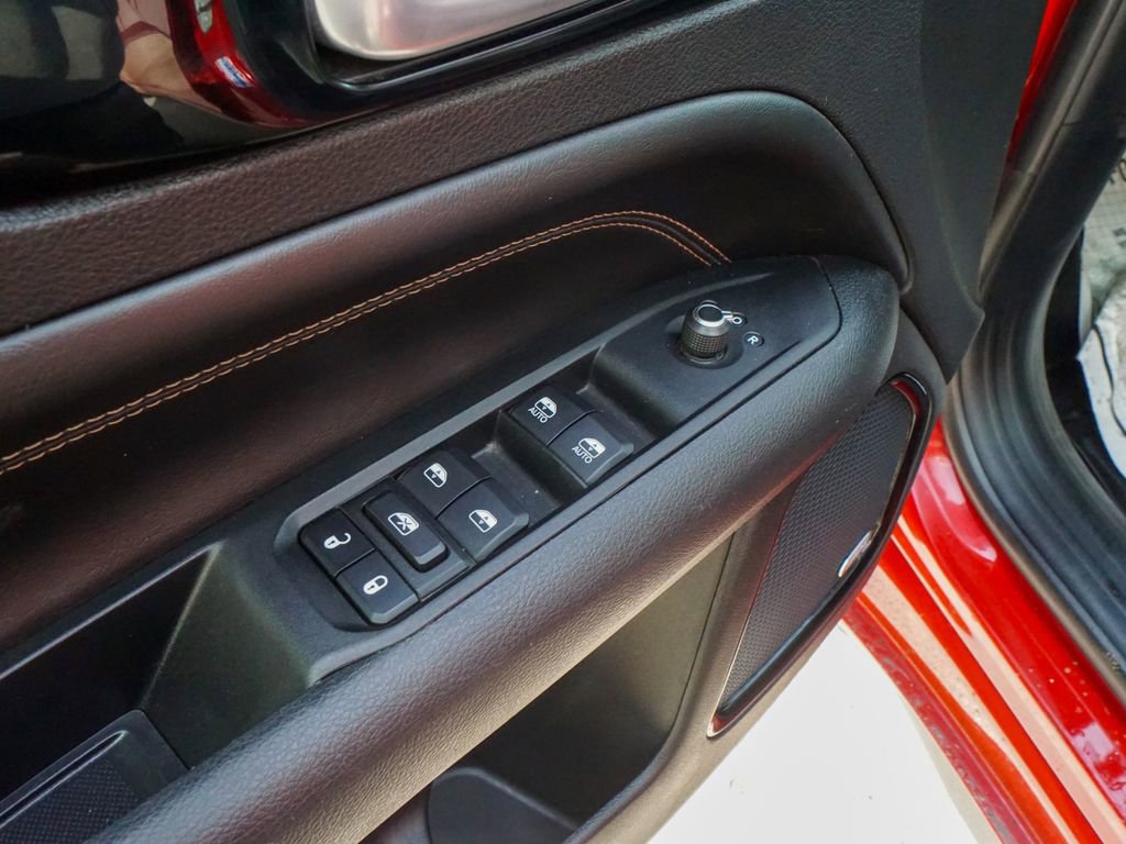 Used 2022 Jeep Compass Limited w/ (RED) Package image 18