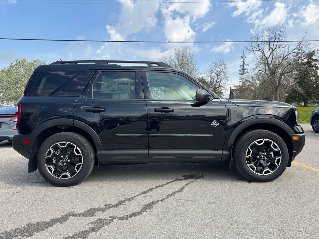 New 2025 Ford Bronco Sport Outer Banks w/ Outer Banks Tech Package+ AWD/4WD image 4
