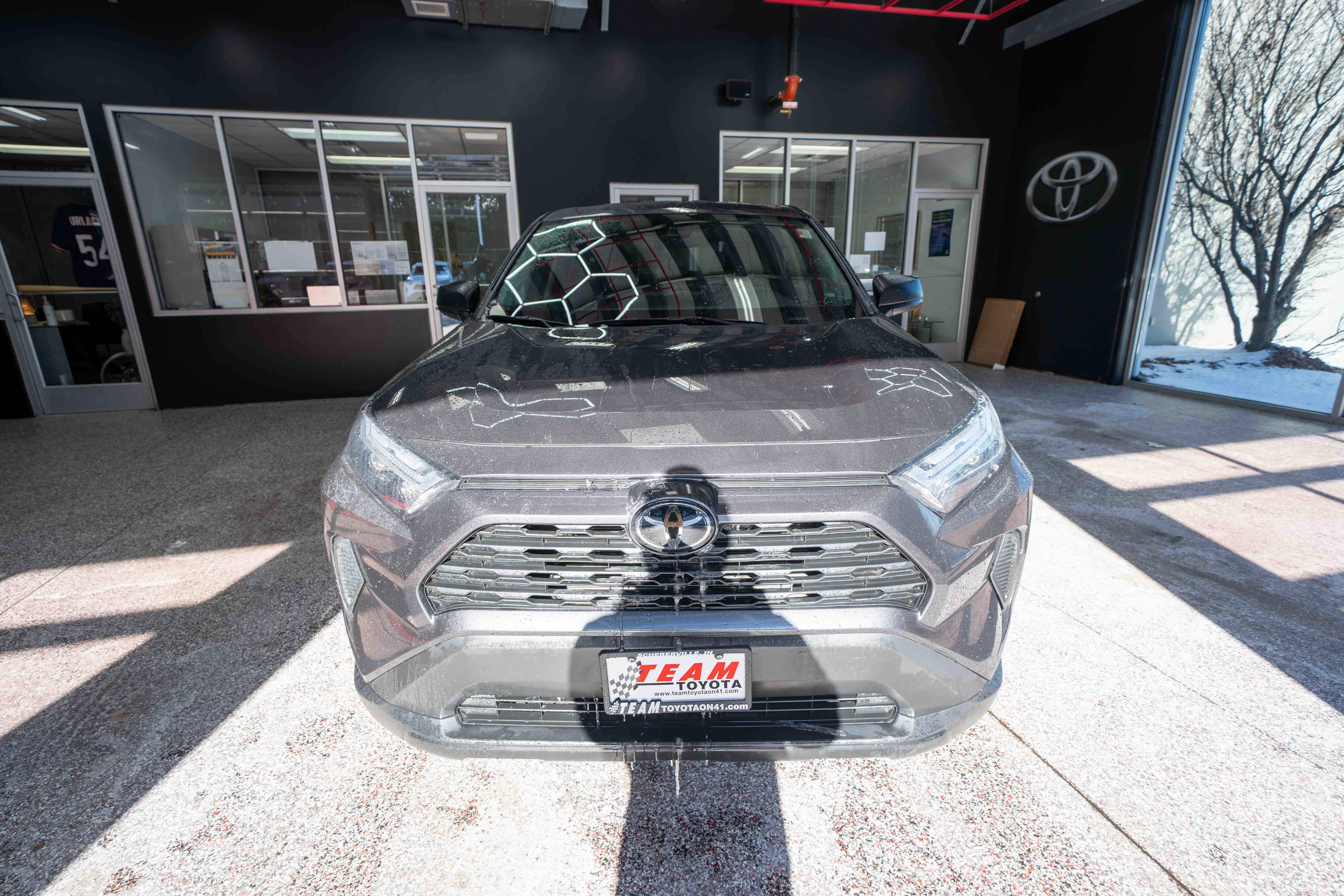 Used 2024 Toyota RAV4 LE image 6