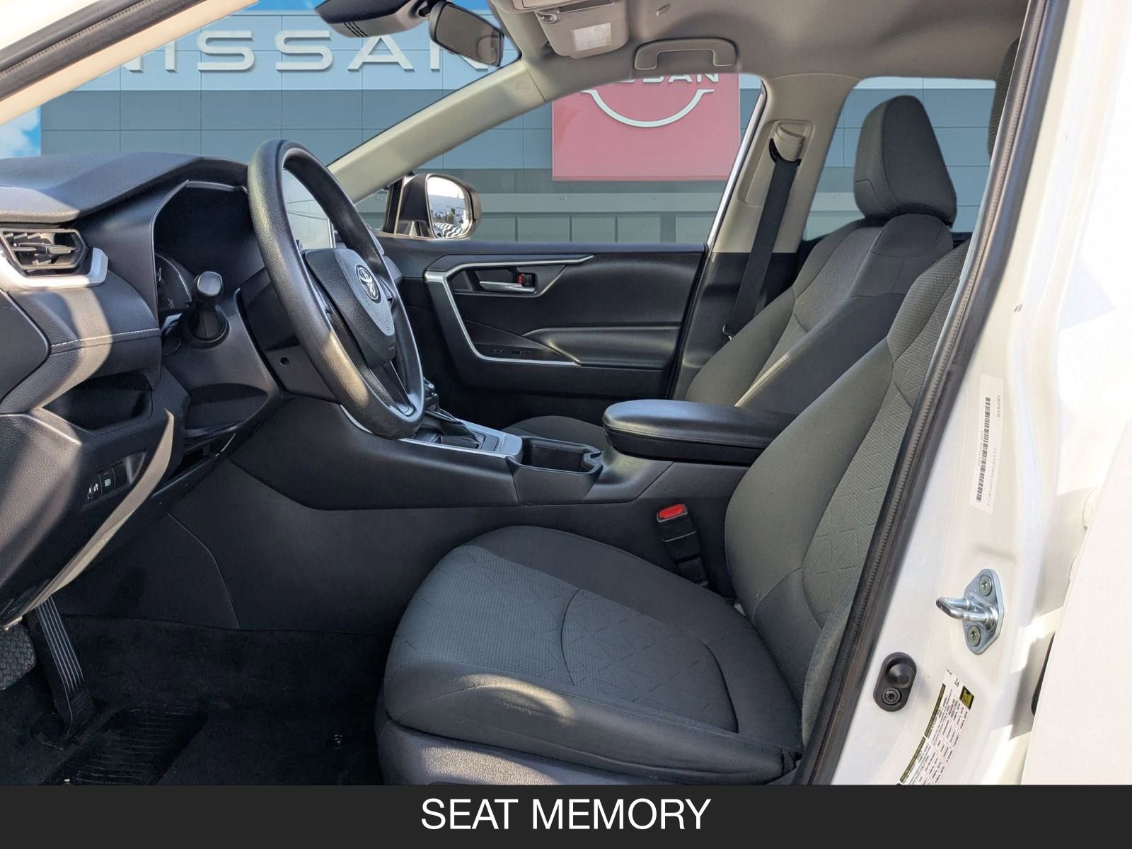 Used 2023 Toyota RAV4 XLE image 13