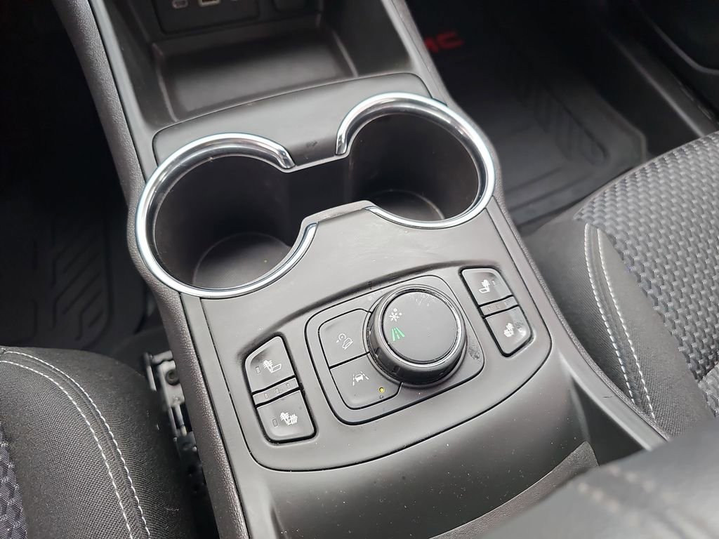 Used 2022 GMC Terrain SLE w/ Driver Convenience Package image 30