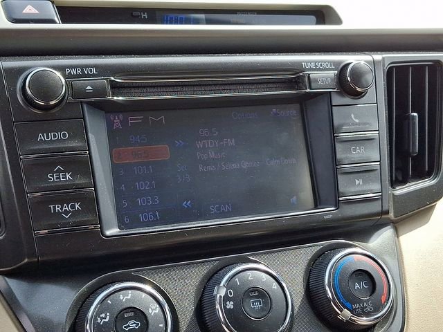 Used 2013 Toyota RAV4 LE AWD/4WD image 22