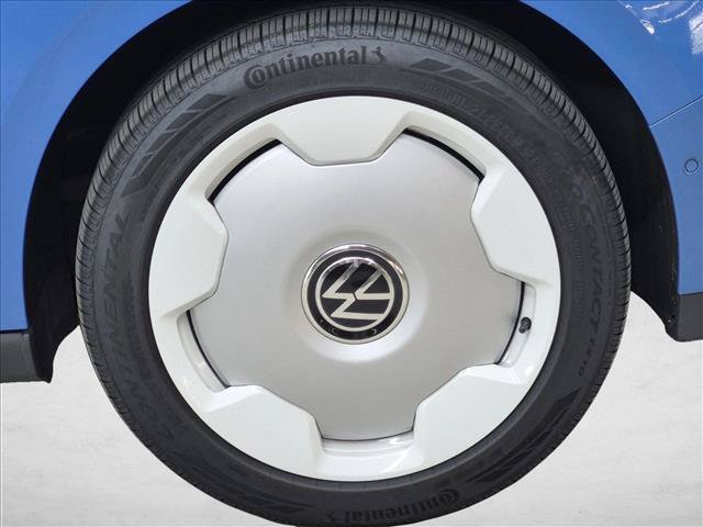 Used 2025 Volkswagen ID. Buzz 1st Edition AWD/4WD image 25