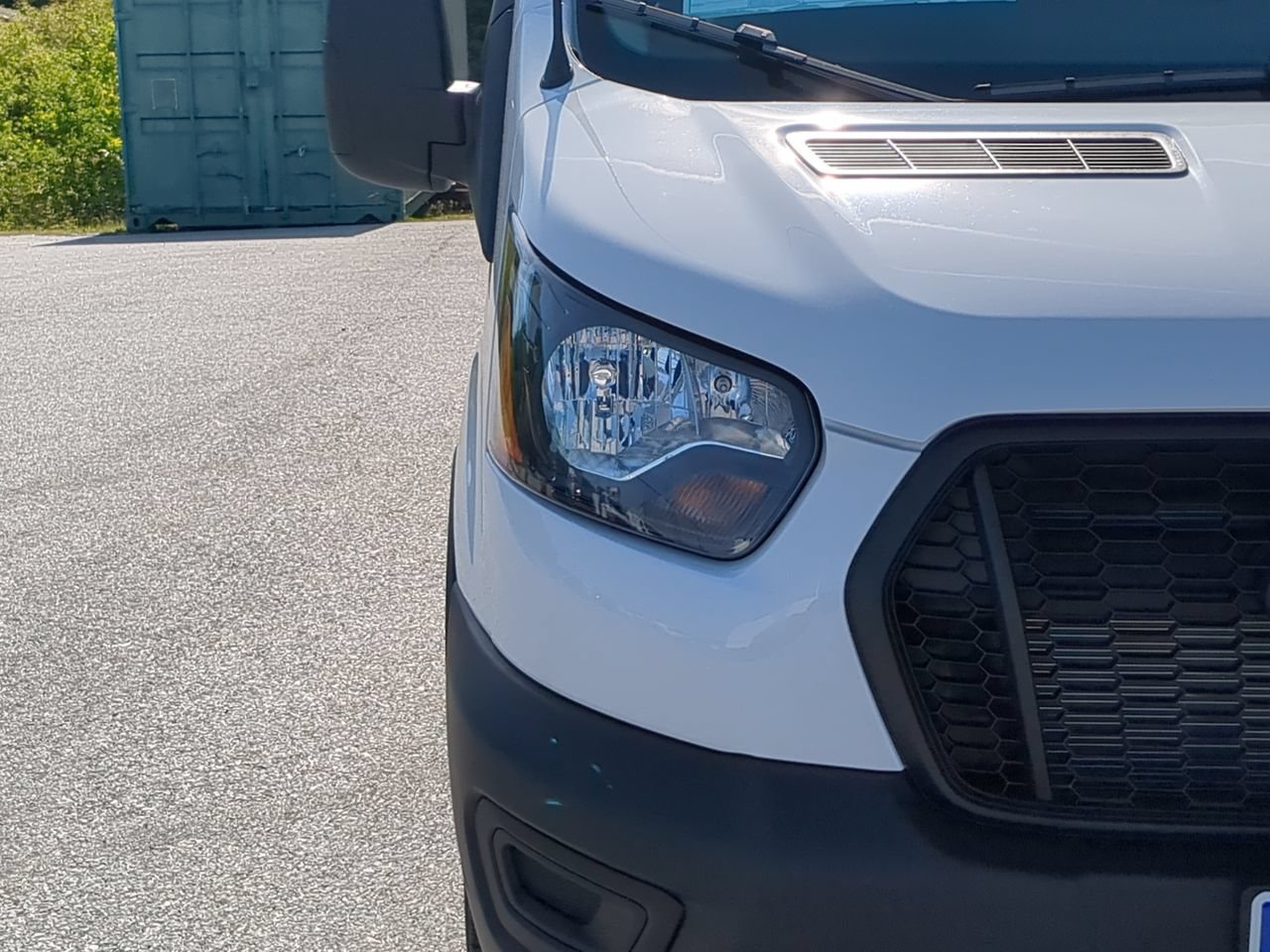 New 2026 Ford Transit 250 148 High Roof RWD image 8