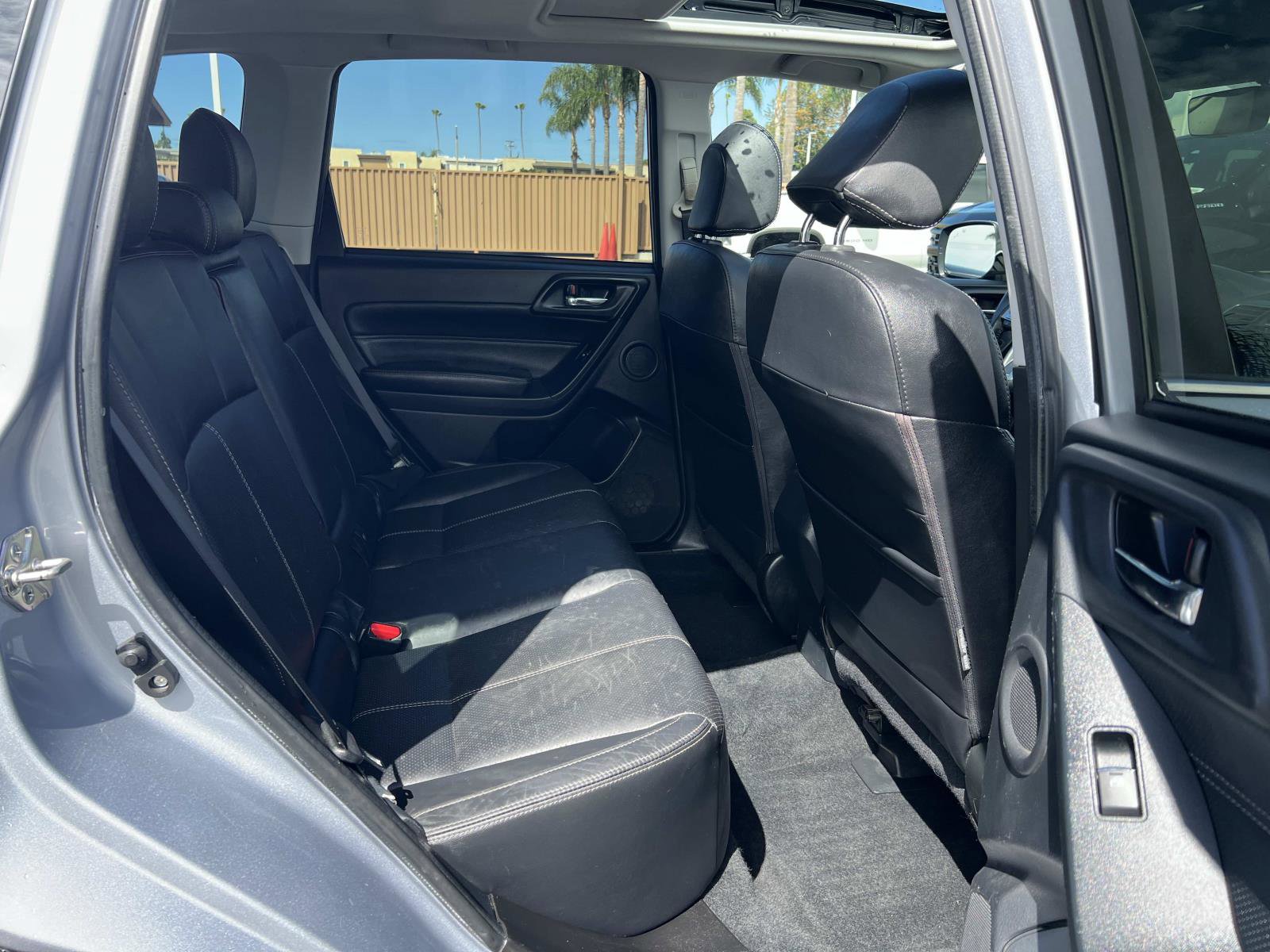 Used 2017 Subaru Forester 2.5i Touring AWD/4WD image 33