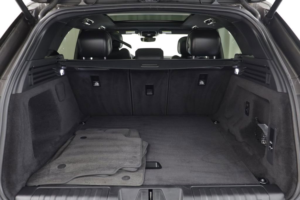 Certified 2025 Land Rover Range Rover Sport SE AWD/4WD image 18