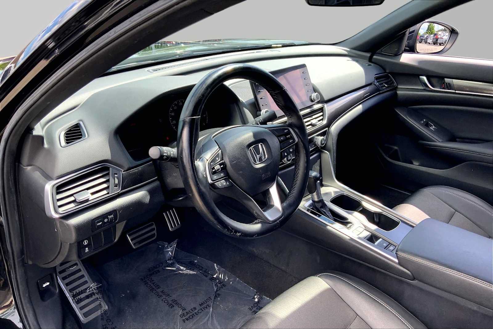 Used 2022 Honda Accord Sport image 17