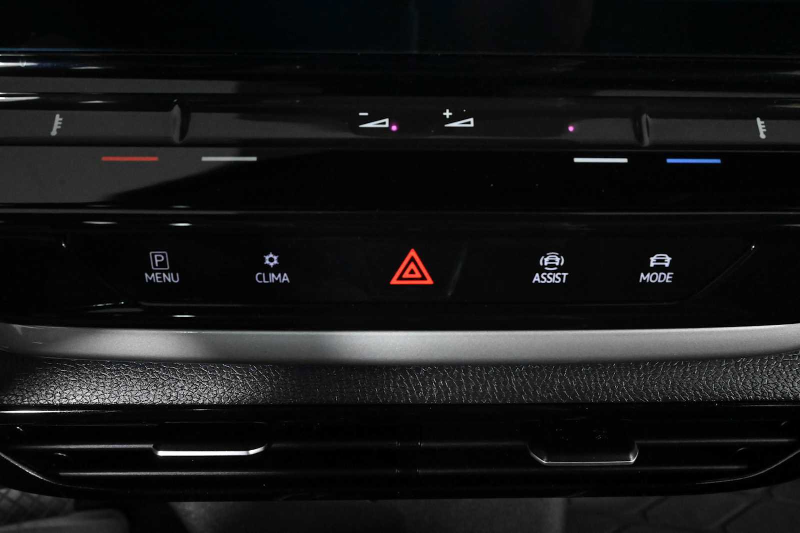 Certified 2024 Volkswagen ID.4 S RWD image 32