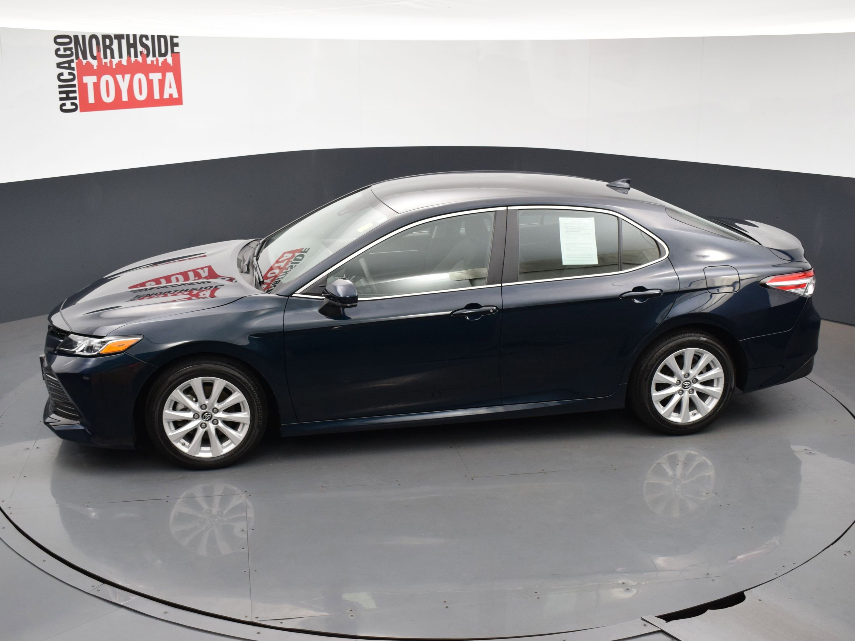 Used 2019 Toyota Camry LE image 17