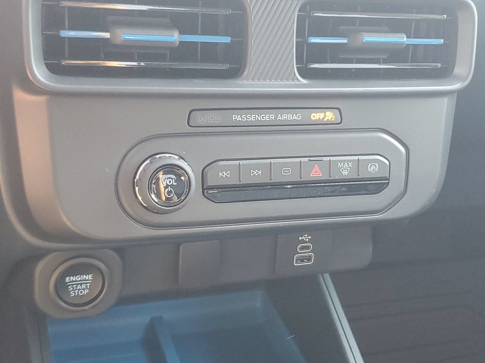 Used 2025 Ford Maverick XLT w/ XLT Luxury Package FWD image 29