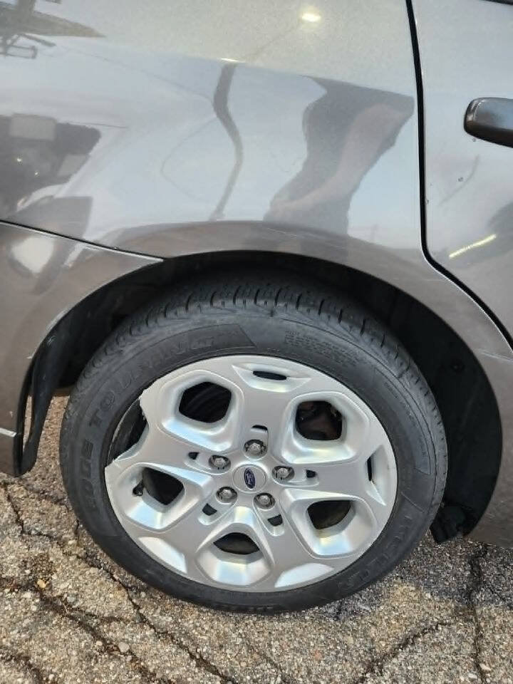 Used 2010 Ford Fusion SE FWD image 28
