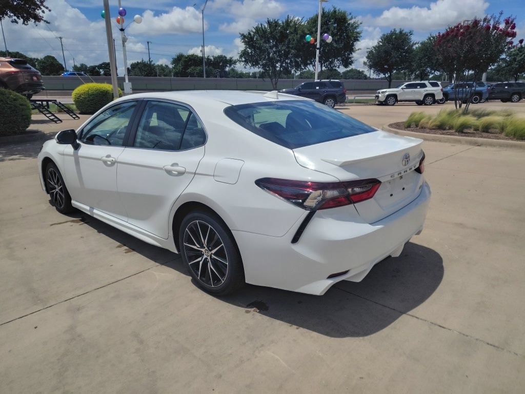Used 2023 Toyota Camry SE FWD image 22