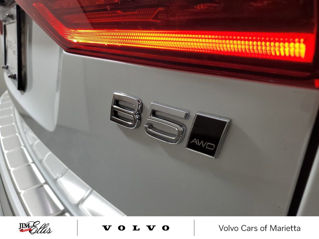 New 2026 Volvo XC60 B5 Plus w/ Protection Package Premier image 7