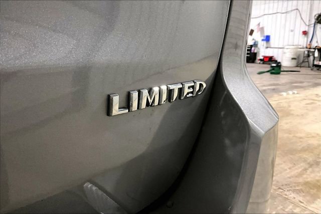 Used 2019 Jeep Grand Cherokee Limited w/ Luxury Group II image 26