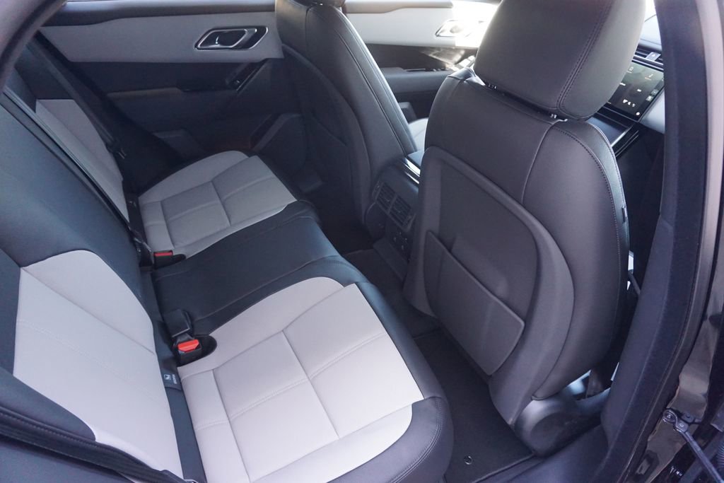 New 2026 Land Rover Range Rover Velar Dynamic SE image 26
