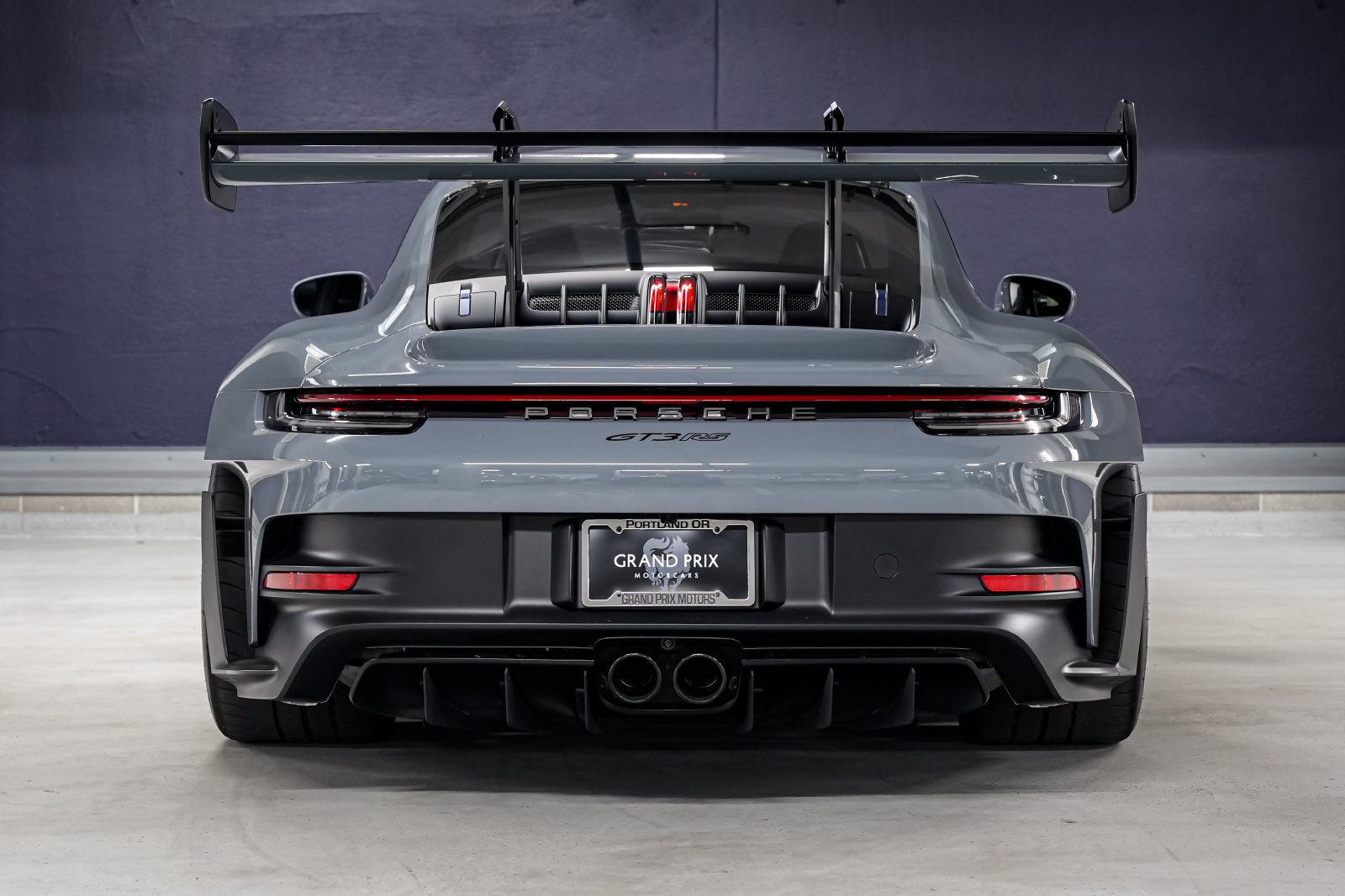 Used 2025 Porsche 911 GT3 RS RWD image 4