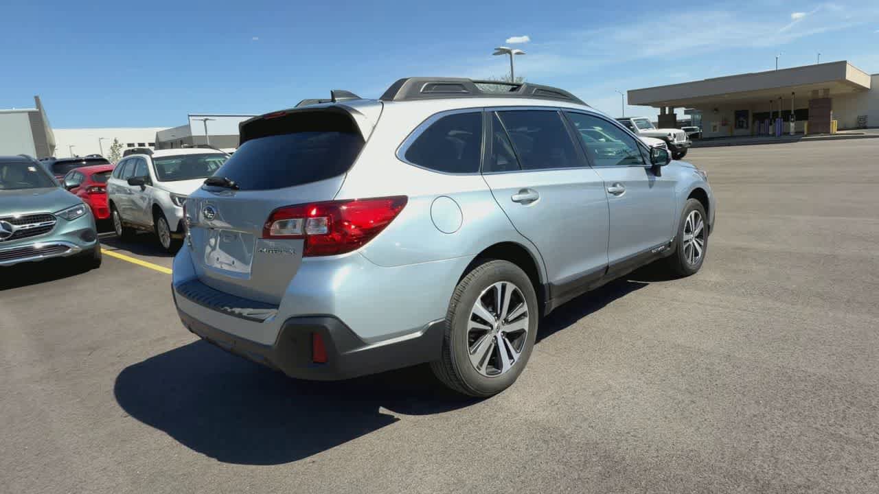 Used 2019 Subaru Outback 2.5i Limited AWD/4WD image 8