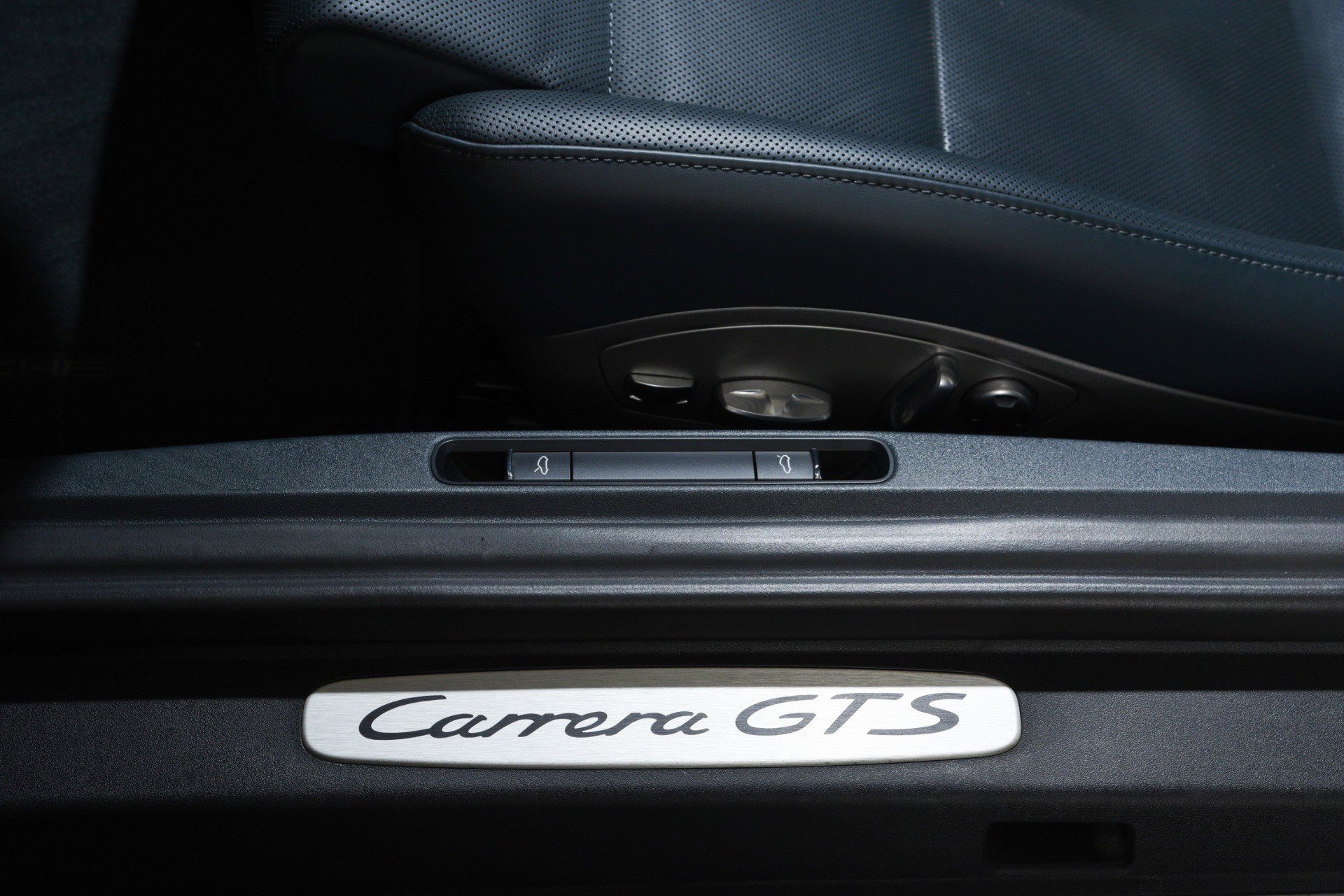 Used 2019 Porsche 911 Carrera GTS RWD image 30
