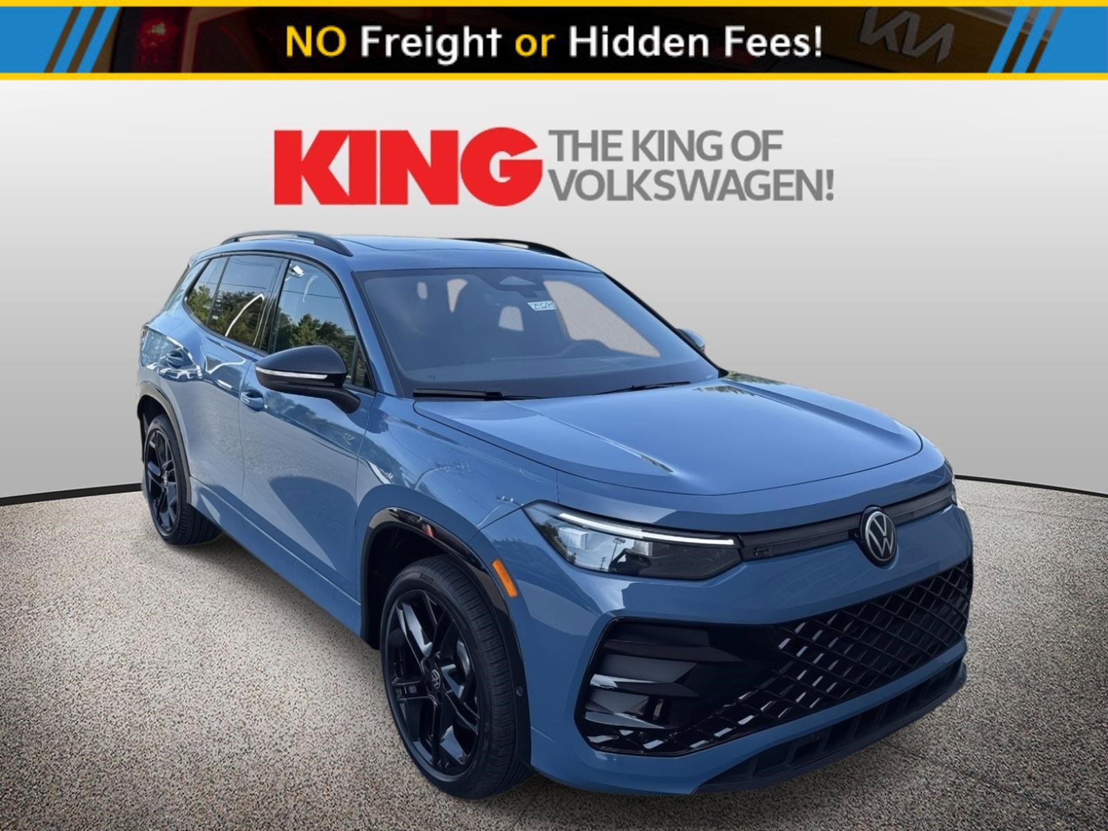 New 2025 Volkswagen Tiguan SE R-Line image 1