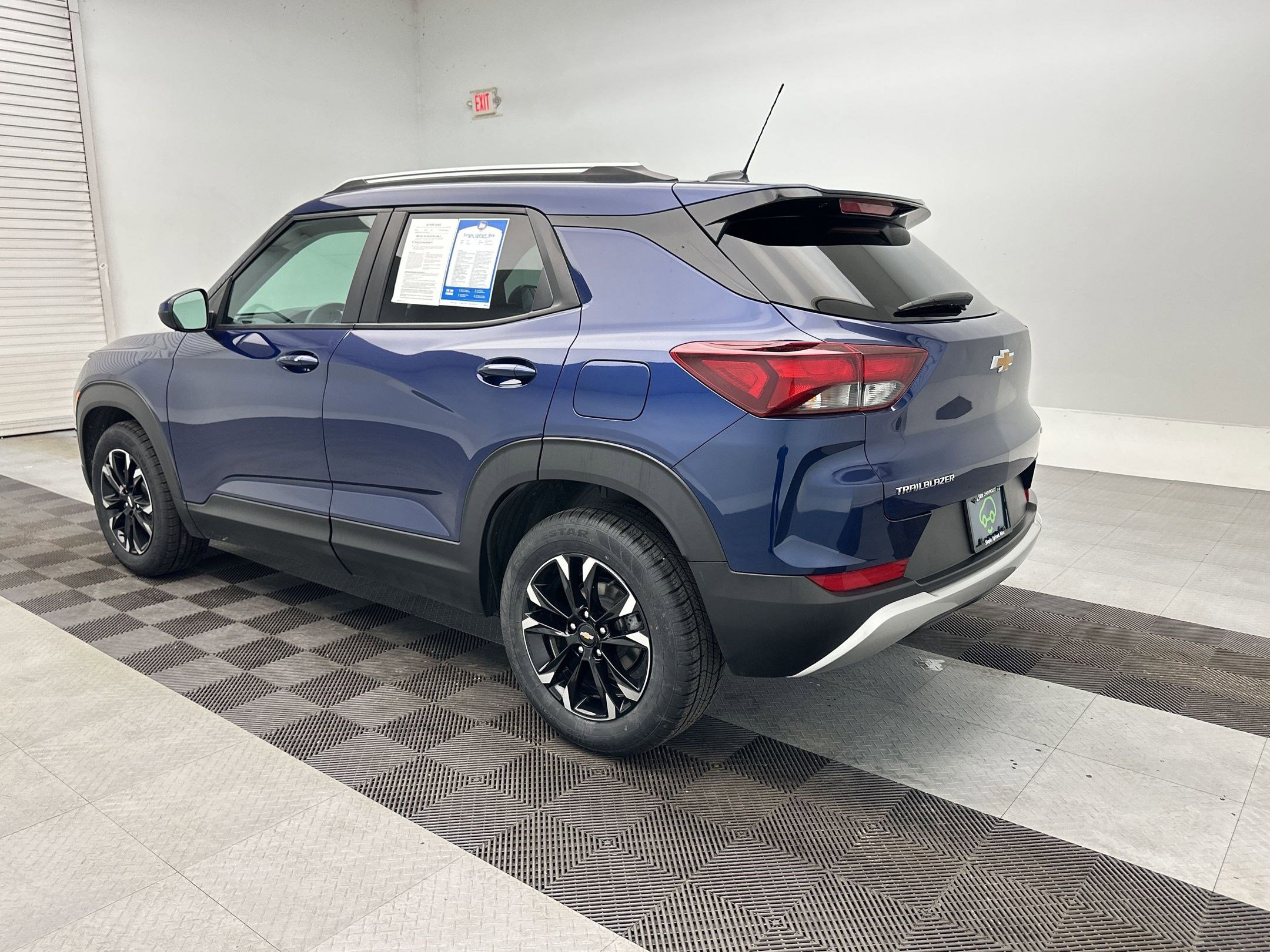 Certified 2023 Chevrolet TrailBlazer LT FWD image 3
