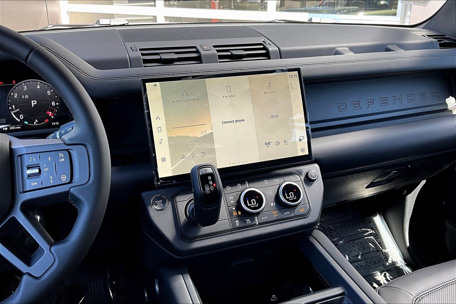 New 2026 Land Rover Defender 110 S image 7