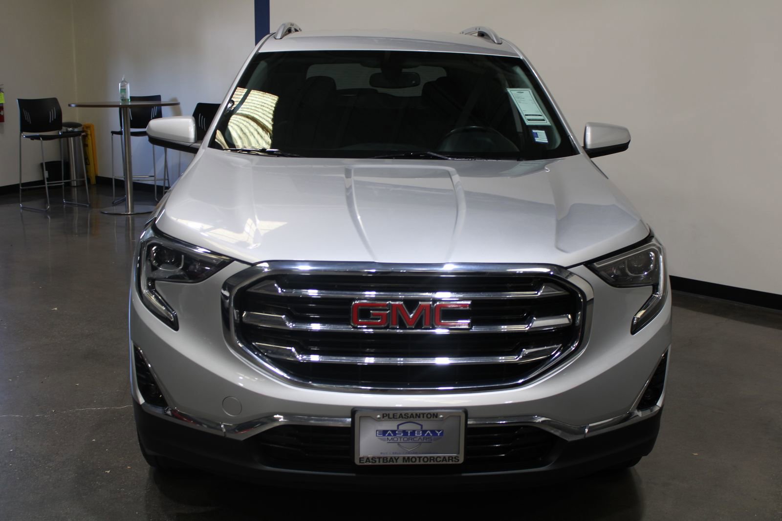 Used 2019 GMC Terrain SLT w/ Preferred Package FWD image 4
