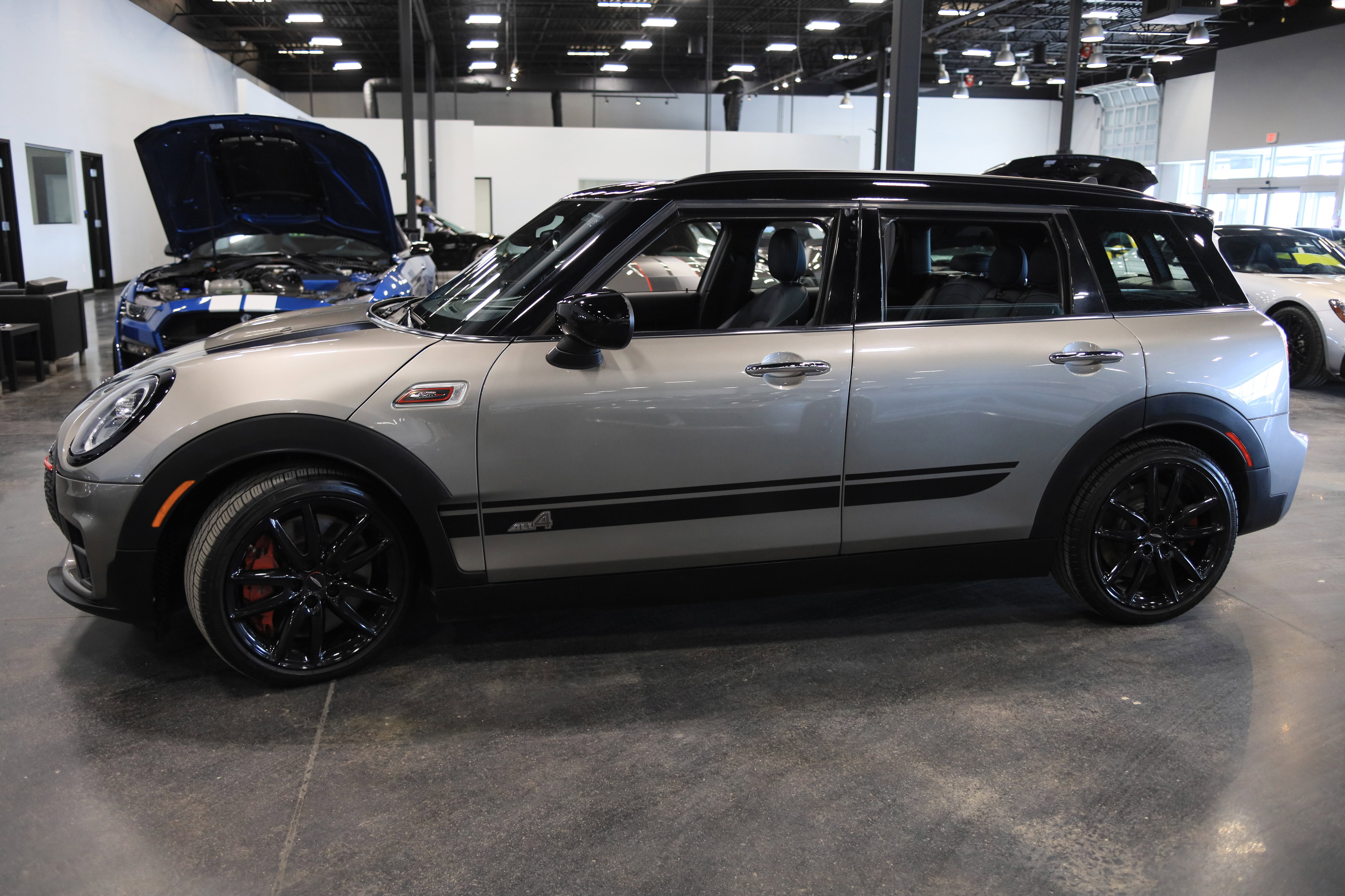Used 2020 MINI Cooper Clubman John Cooper Works image 9