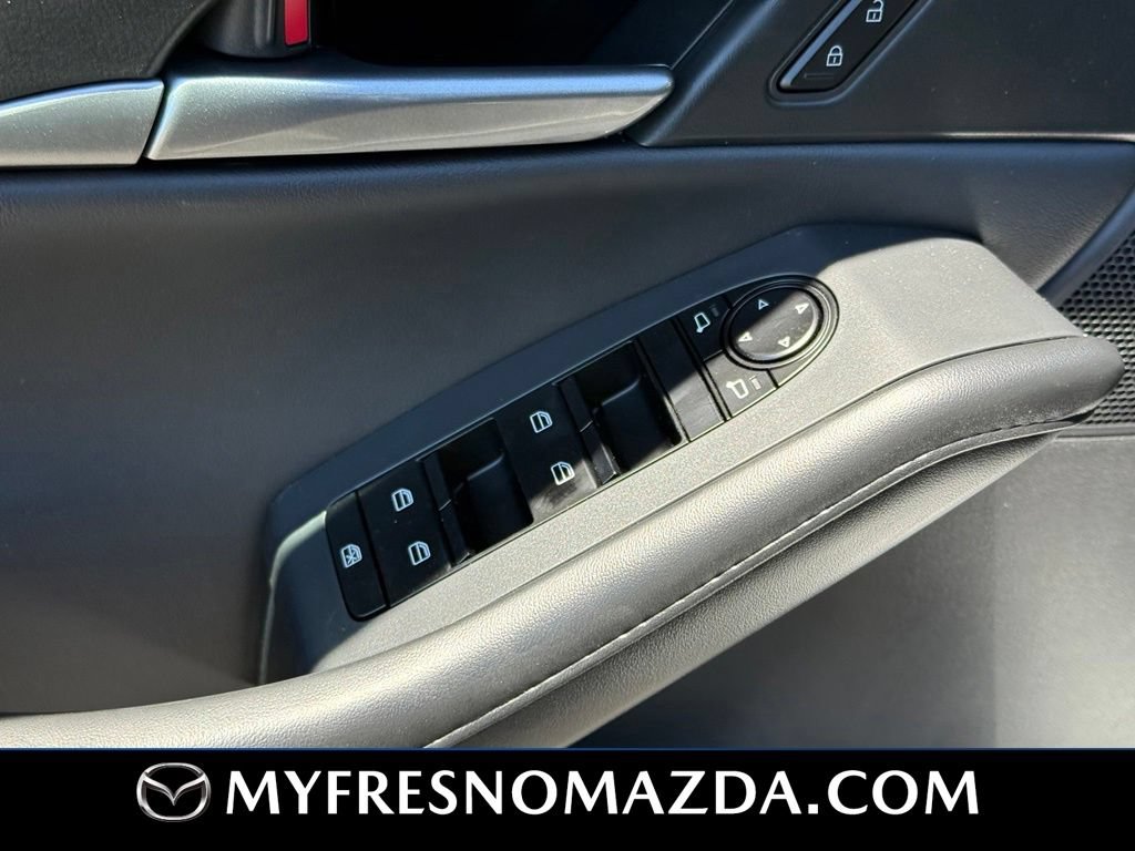 New 2026 MAZDA CX-30 AWD 2.5 S w/ Select Sport Pkg image 34
