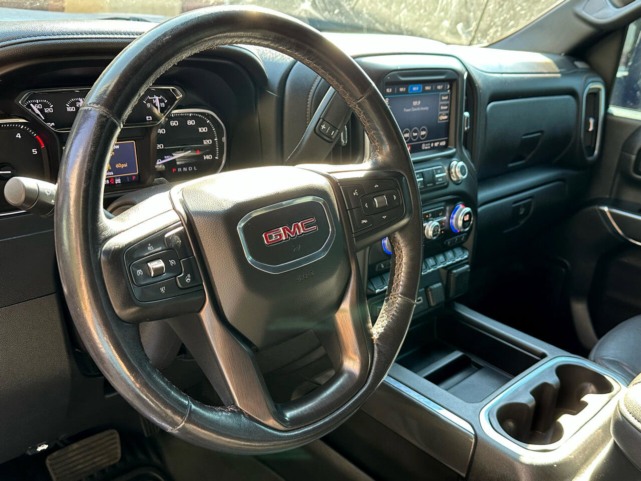 Used 2021 GMC Sierra 2500 AT4 image 4
