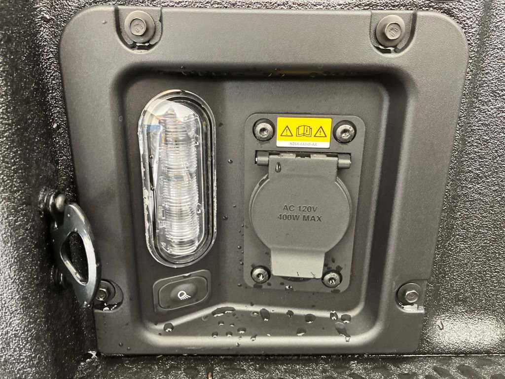 New 2026 Ford Maverick Lariat image 30