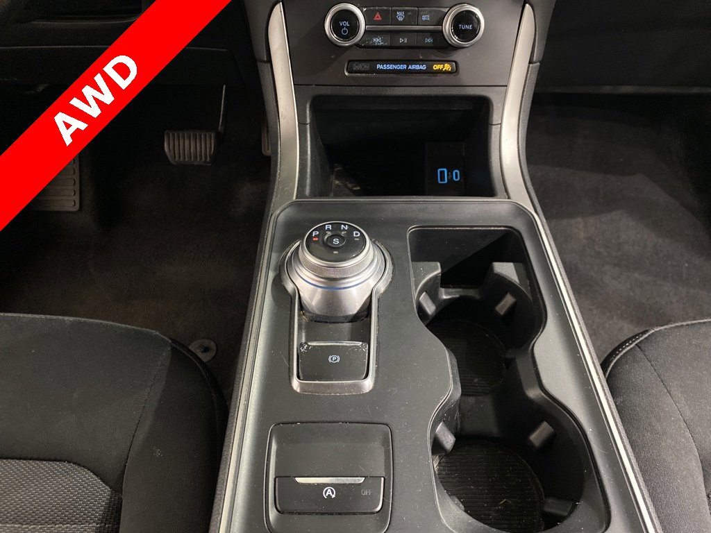 Used 2021 Ford Edge SE image 14