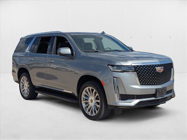 Used 2023 Cadillac Escalade Premium Luxury image 3