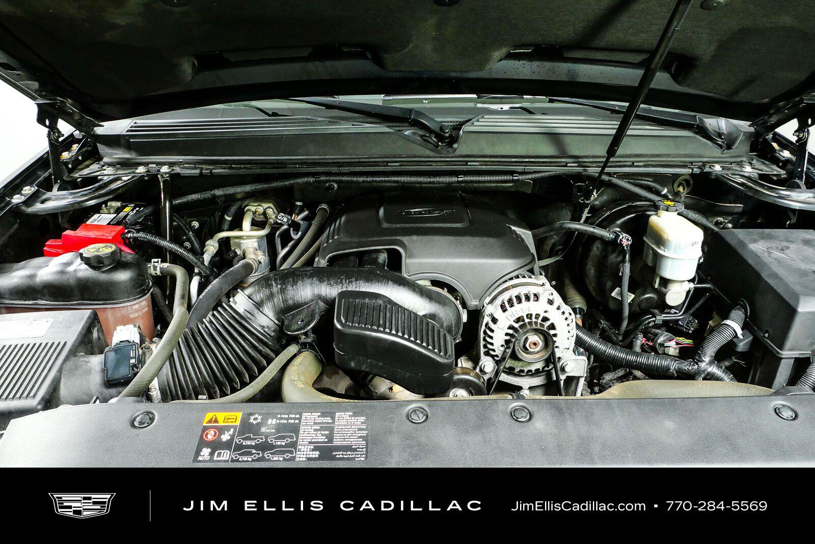 Used 2014 GMC Yukon XL Denali RWD image 36