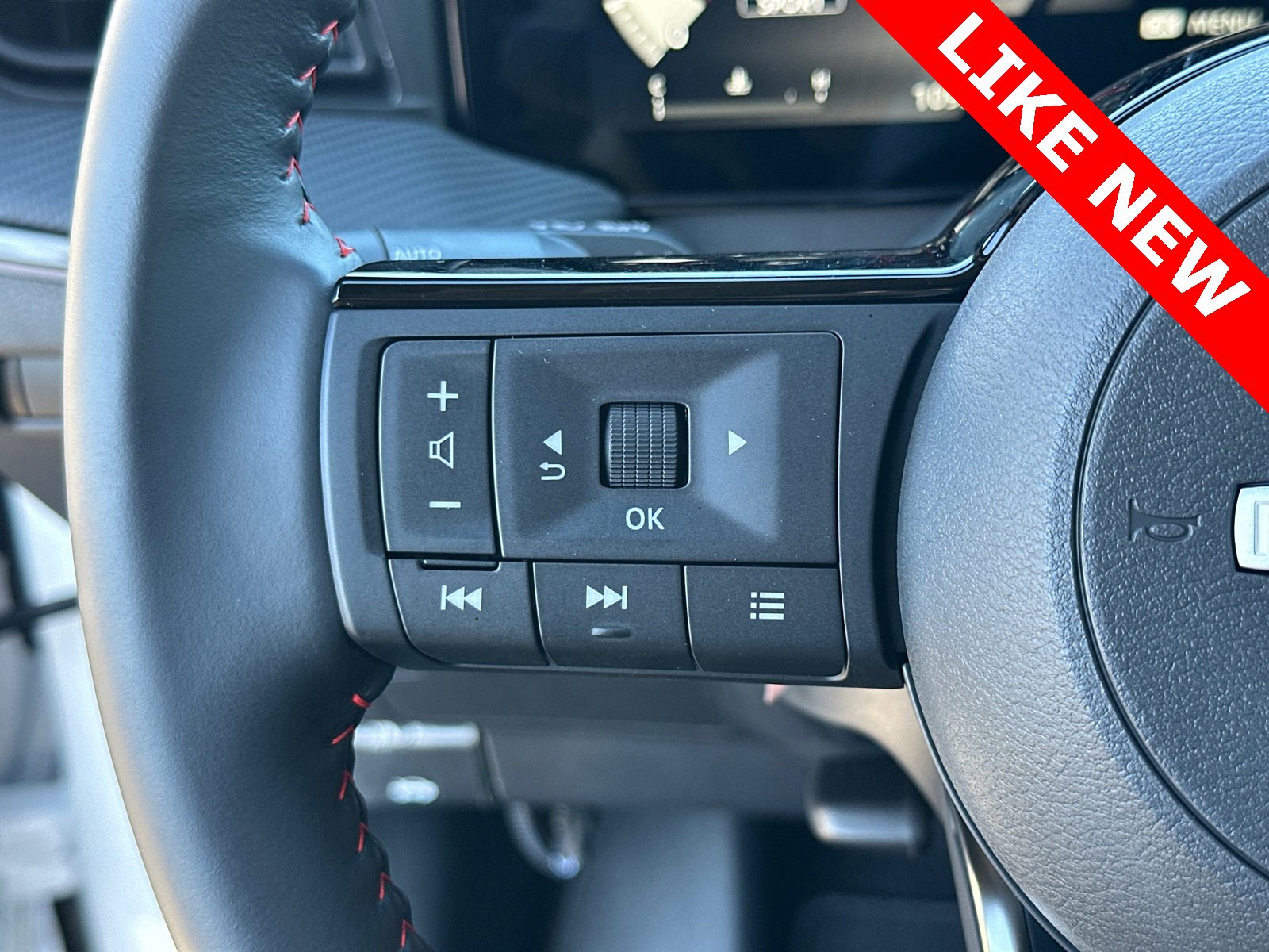 Certified 2025 Nissan Kicks SR image 25