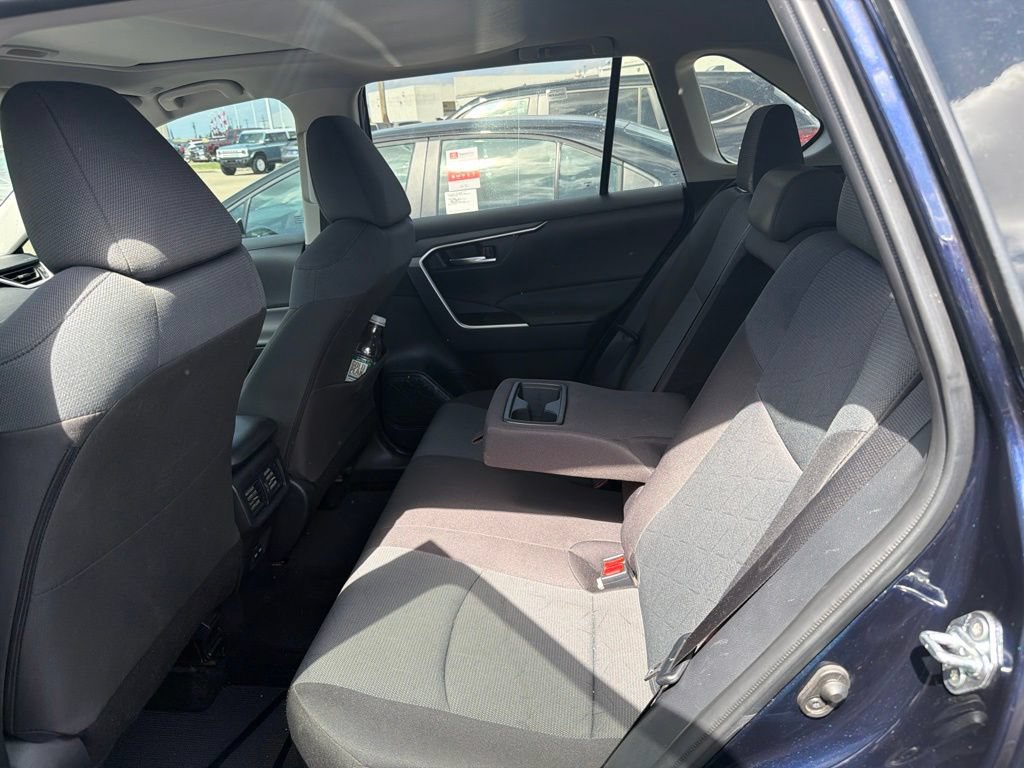 Used 2025 Toyota RAV4 XLE w/ Convenience Package FWD image 3
