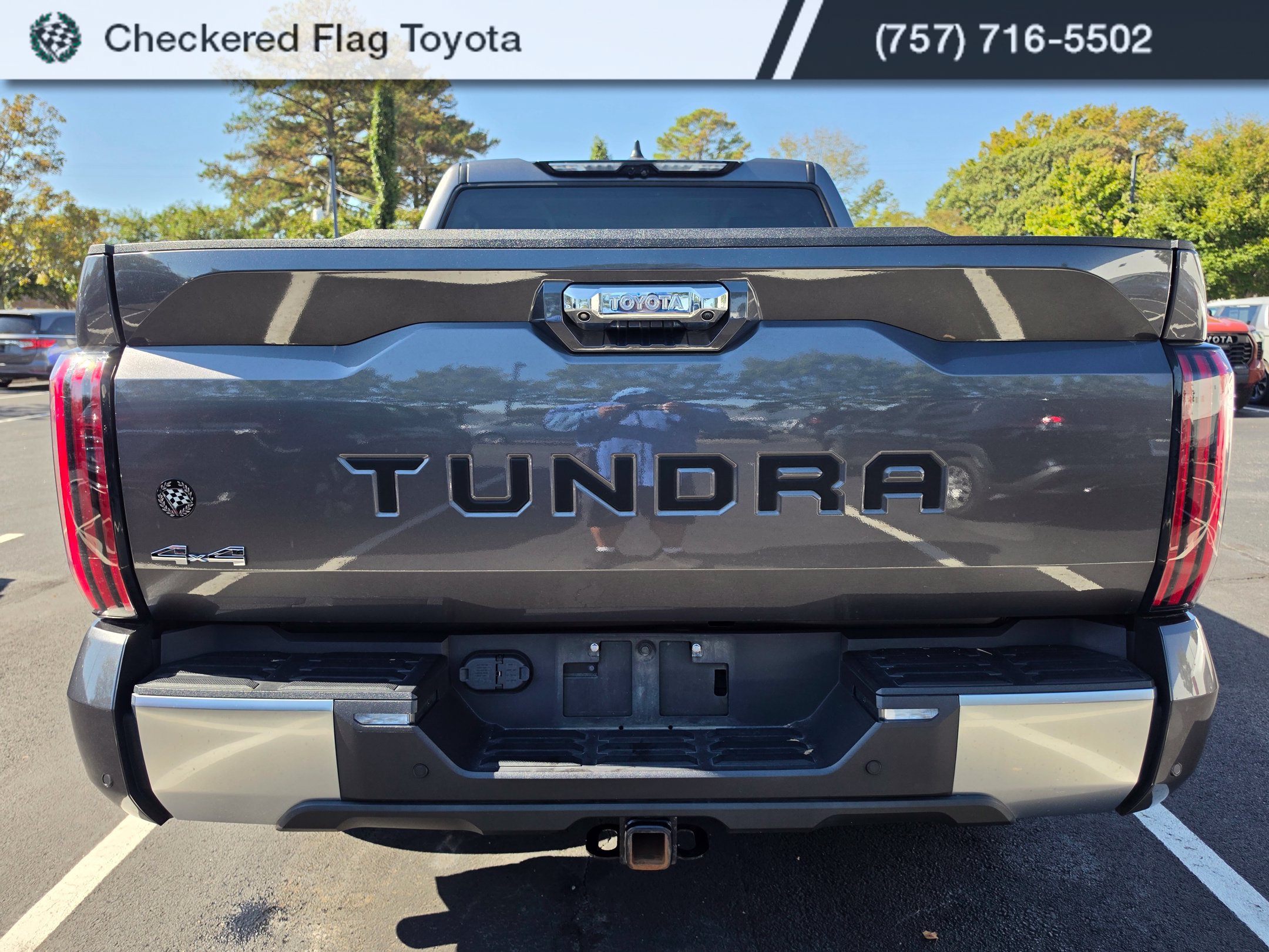 Used 2024 Toyota Tundra Limited AWD/4WD image 5