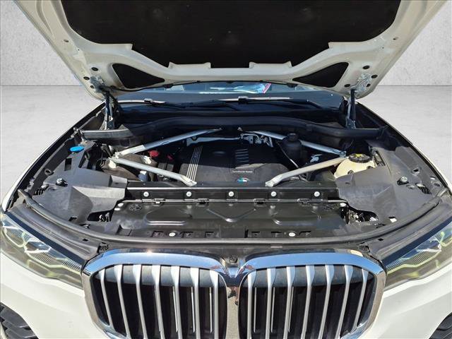 Used 2019 BMW X7 xDrive40i w/ Cold Weather Package AWD/4WD image 25