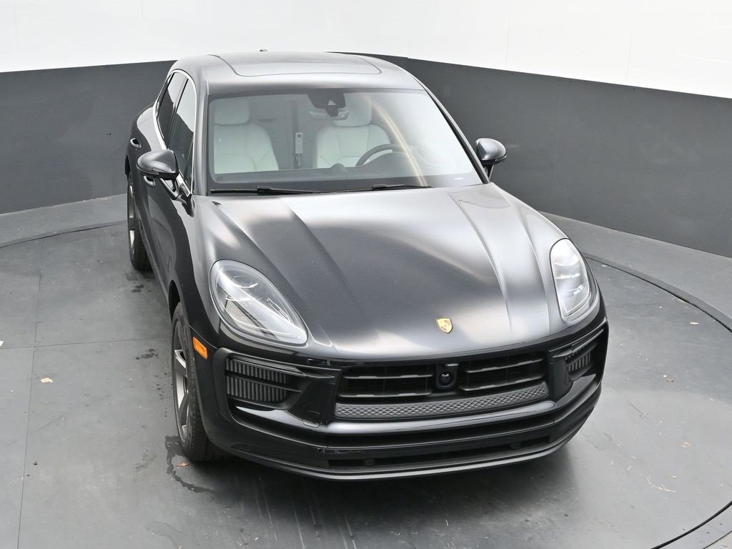 New 2025 Porsche Macan S image 38